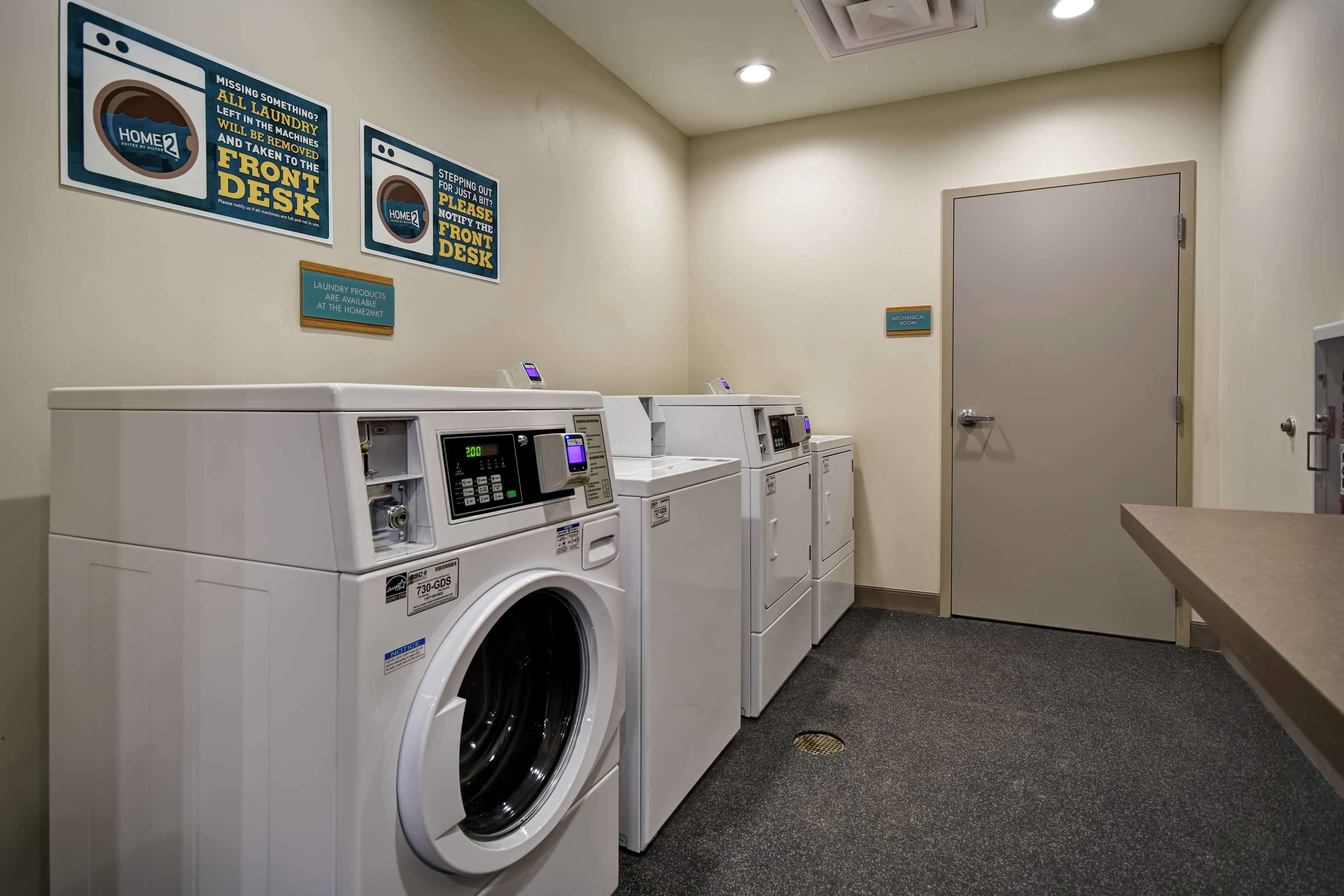 Home2 Suites By Hilton Frankfort Ngoại thất bức ảnh