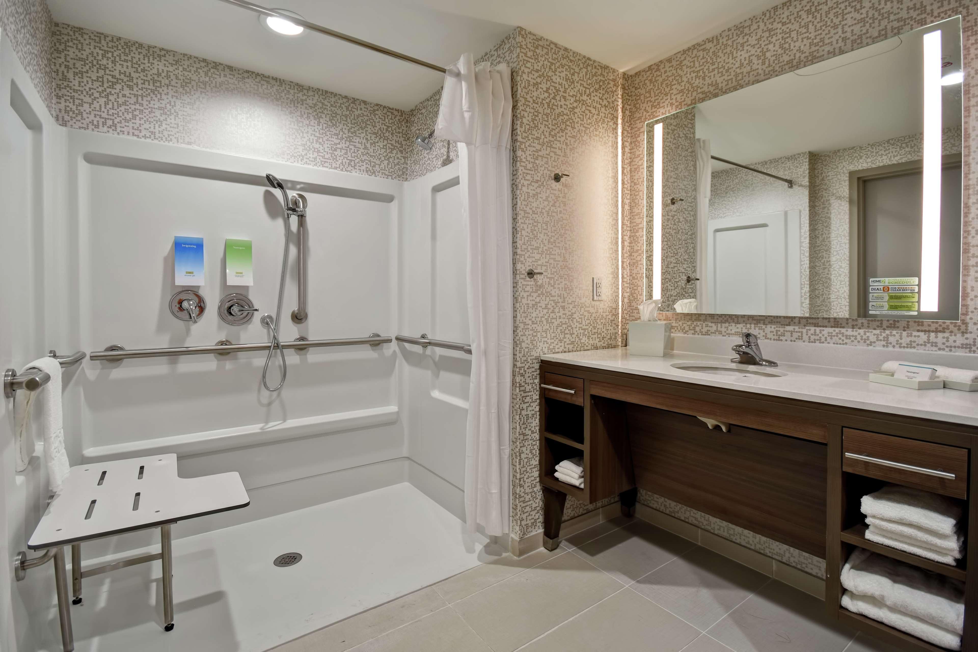 Home2 Suites By Hilton Frankfort Ngoại thất bức ảnh