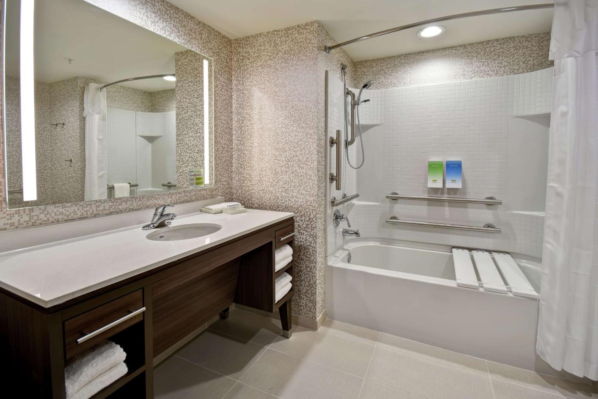 Home2 Suites By Hilton Frankfort Ngoại thất bức ảnh