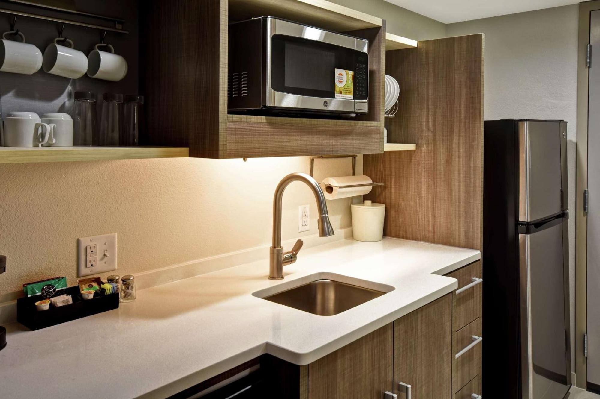 Home2 Suites By Hilton Frankfort Ngoại thất bức ảnh